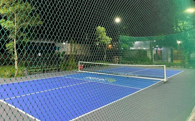 Sản Xuất Lưới Bao Quanh Sân Pickleball: Quy Trình, Ứng Dụng và Giải Pháp Chất Lượng