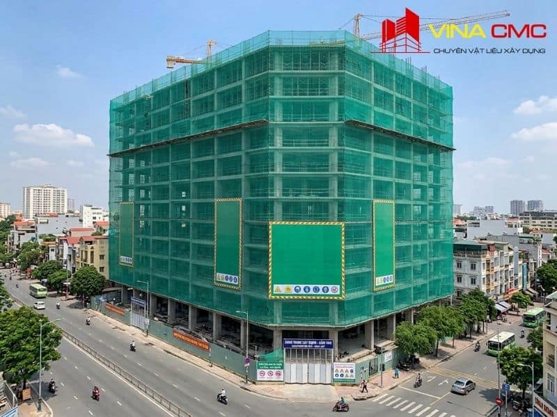 Bao Lâu Nên Thay Lưới Bao Che Để Đảm Bảo An Toàn 100%? 7 Hệ thống lưới bao che an toàn giàn giáo VINA CMC bao phủ công trình cao tầng chuẩn kỹ thuật HSE